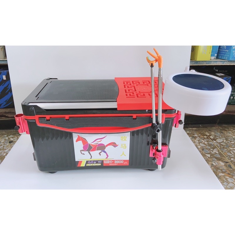 牧馬人 釣魚 多功能冰箱 工具箱 （椅子 傘架 餌料盒 板）48L