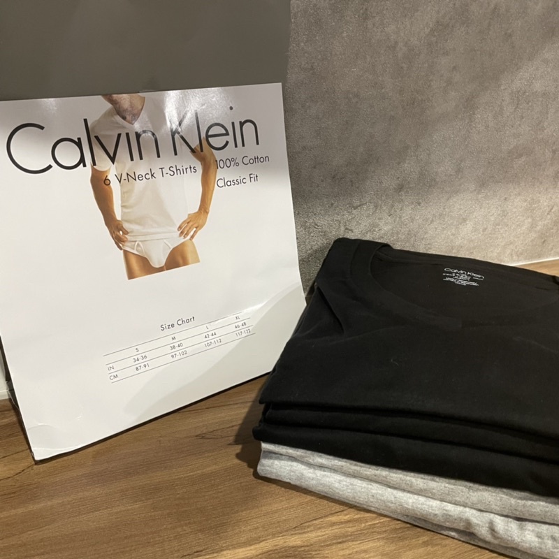 全新Costco Calvin Klein CK 男純棉短袖V領內衣T恤 L 黑色