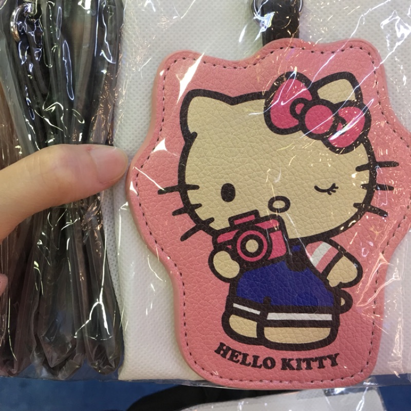 Hello Kitty 識別證吊牌 識別證套 證件套 識別證卡套 證件吊牌 悠遊卡套 捷運卡套 捷運卡夾