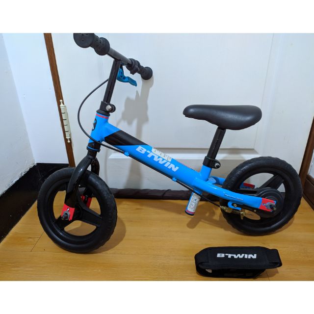 迪卡儂 B-TWIN 兒童滑步車煞車版+原廠揹帶 平衡車