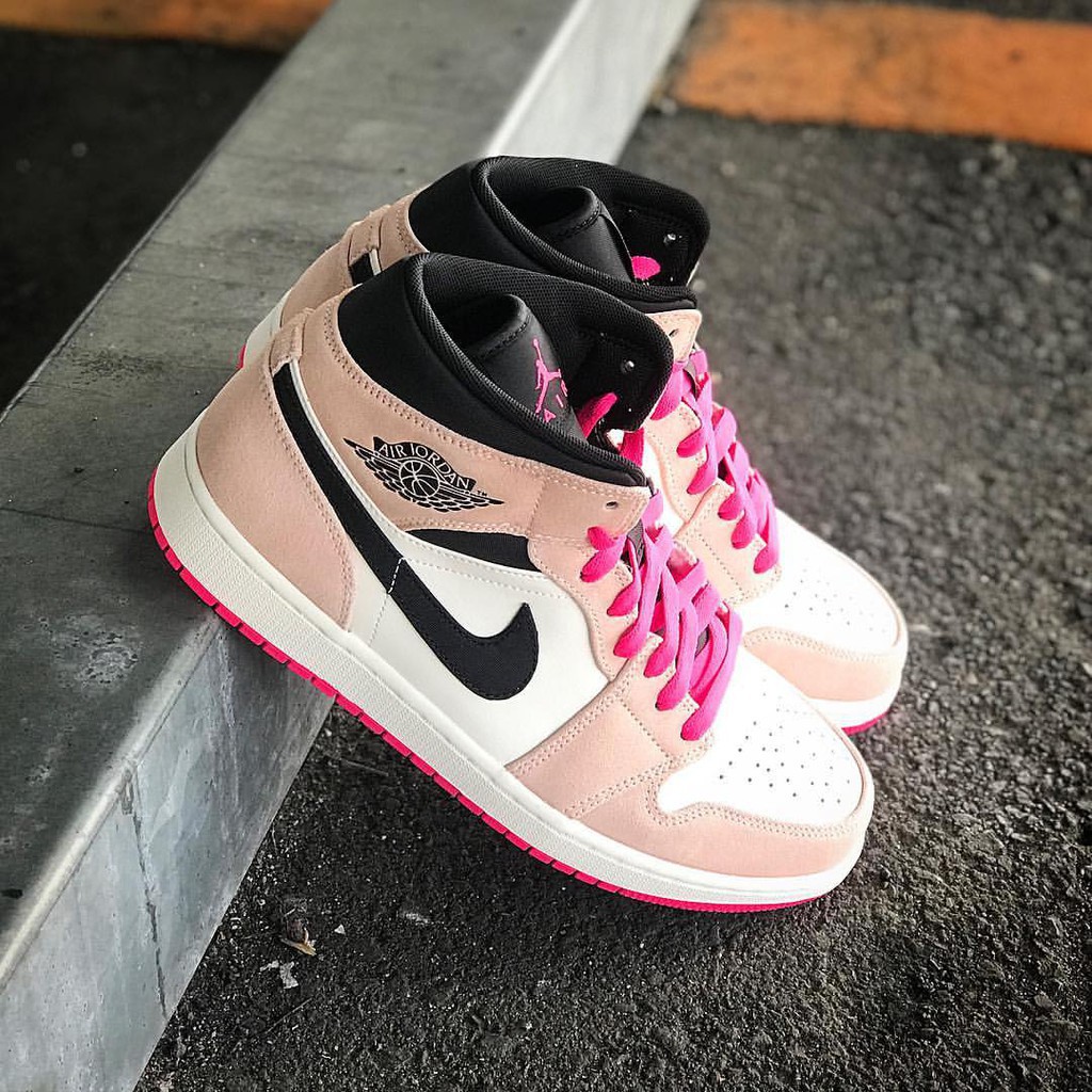 nike air jordan 1 retro mid se hyper pink