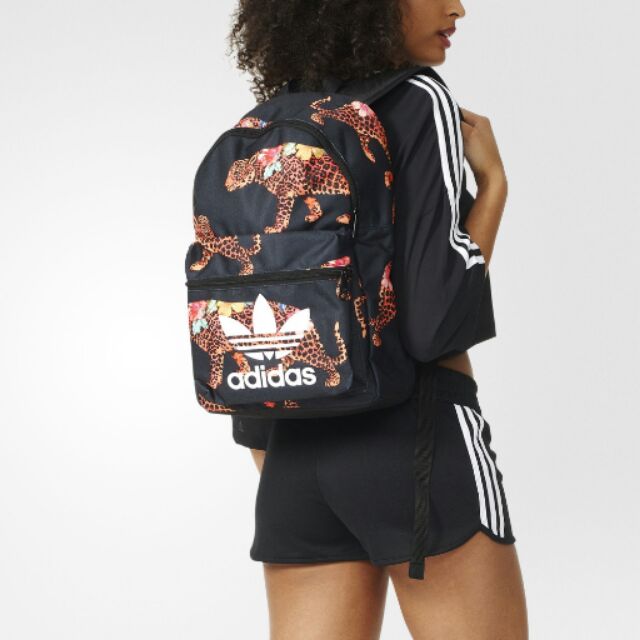 【現貨附實圖】Adidas Backpack 黑 後背包 豹 LOGO 男 女 背包 書包 圖騰