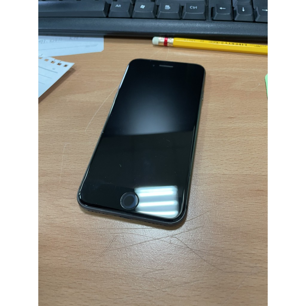 iphone 8 64G 黑色 二手