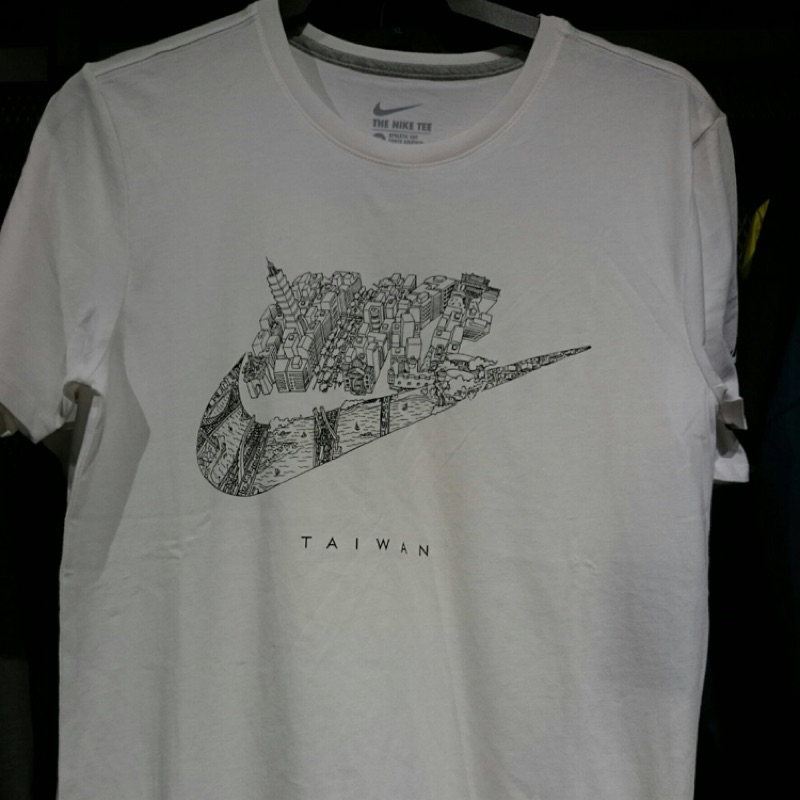 Nike Taiwan tee 台灣T 短T 101 大樓 白色