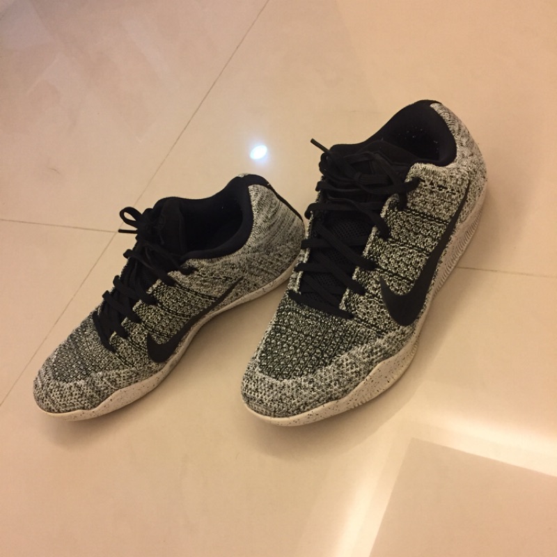 Nike Kobe 11 oreo us10.5 版型偏小 us10可