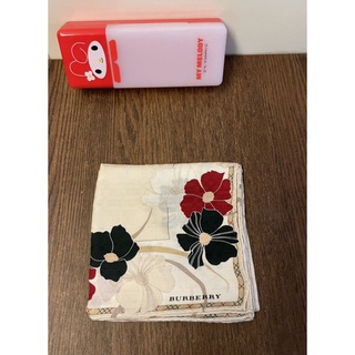 【Fashion Guide】日本 Burberry 花朵+格紋 大手帕/領巾/絲巾
