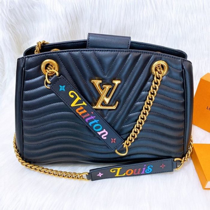 二手旗艦 LOUIS VUITTON LV 黑色 彩色LOGO 金鍊 NEW WAVE 肩背包 (中友店) 13506