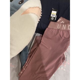 好市多商品特價購入～UNDER ARMOUR 女緊身褲 UNDER AMOUR 全新女緊身褲 M