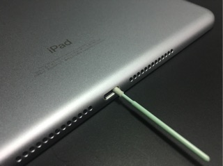 iPhone/iPad/AirPods lightning 充電孔專用清潔棒（30pcs/包）