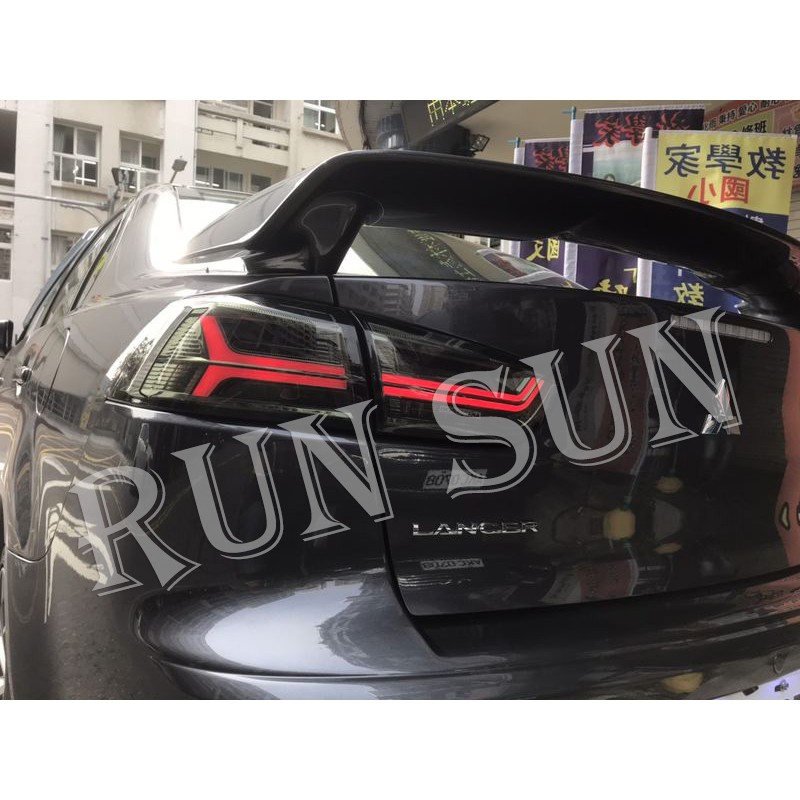 ●○RUN SUN 車燈,車材○● 全新 三菱 LANCER FORTIS IO 鯊魚頭EVO LED 導光條薰黑 尾燈