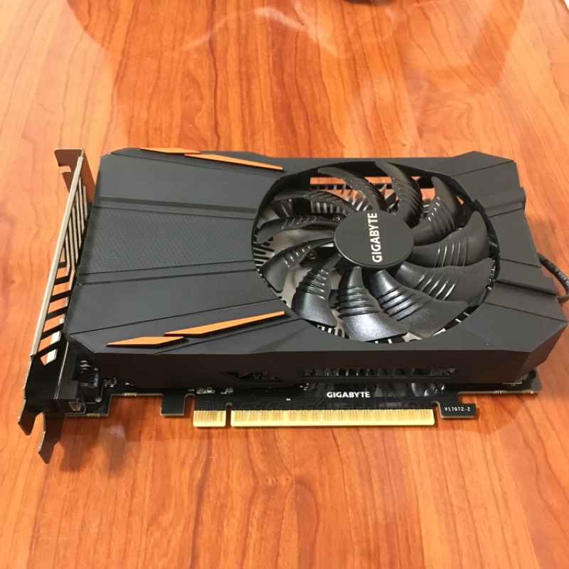 技嘉GTX1050 D5-2GD