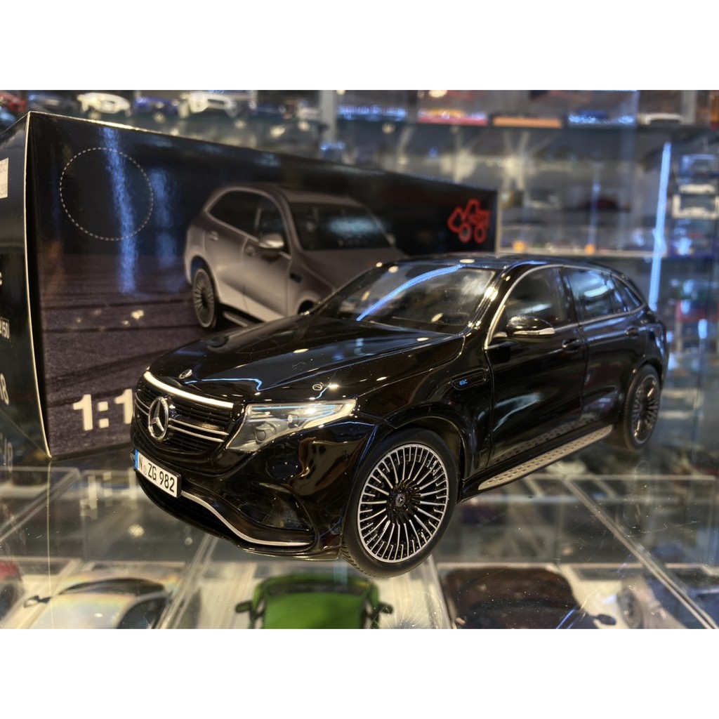 吉華科技@ 1/18 NZG Mercedes-Benz EQC 400 4matic 黑色 1/18
