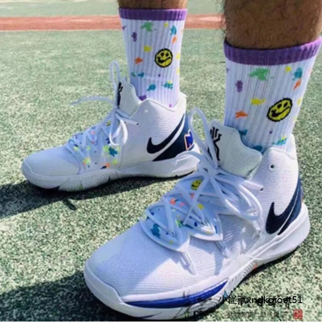 spongebob squarepants x nike kyrie 5 off 54