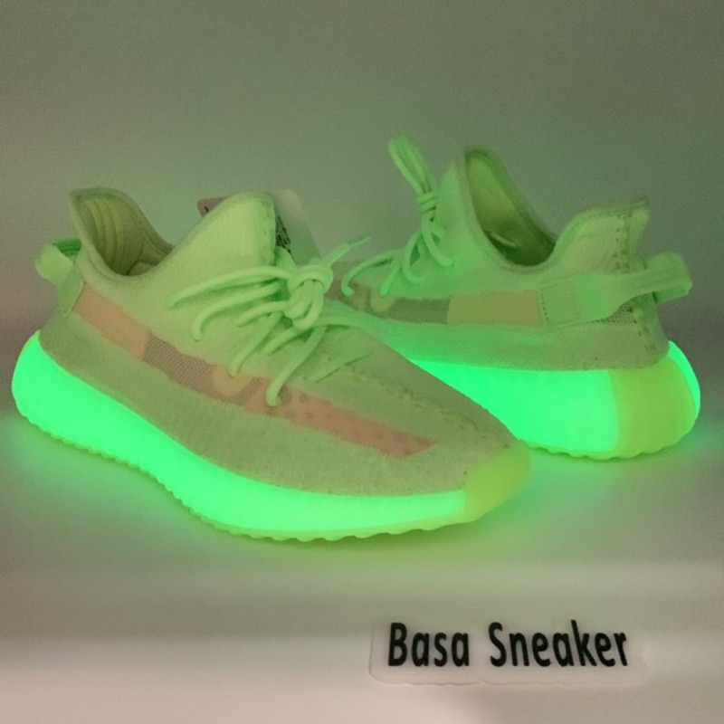 【Basa Sneaker】ADIDAS YEEZY BOOST 350 V2 GLOW 夜光 螢光黃 EG5293