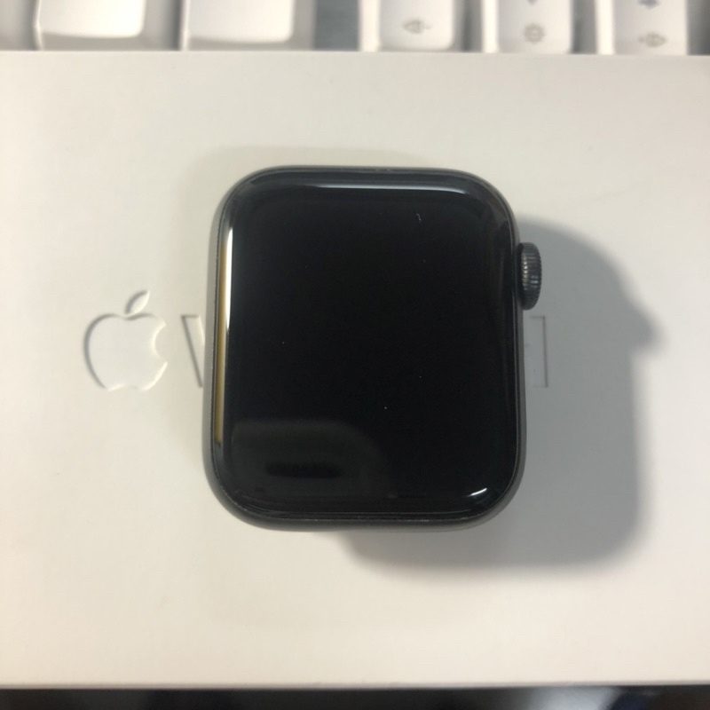 Apple Watch Series 5 40mm 二手