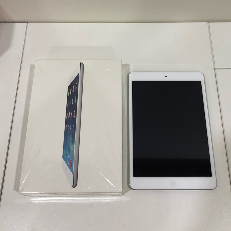 便宜大出清！！Apple iPad mini2 16G WiFi 銀白色～9成5新～有完整盒裝～只要4400元喔！！