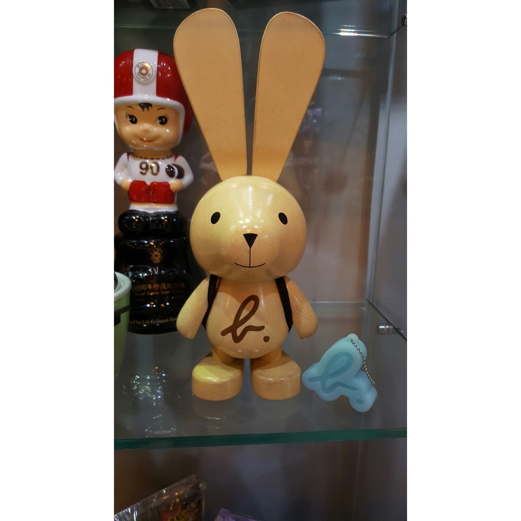 【玩具頻道】agnes b. 聯名木製公仔 兔子