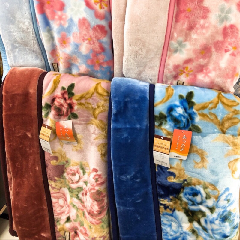 日本🇯🇵 京都西川 毛毯 輕量保暖毯 蓄熱保溫又透氣👍