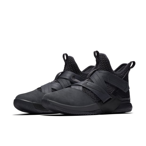 nike soldier xii sfg black