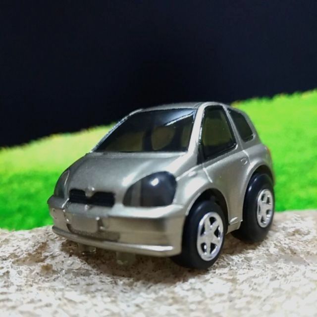 【米卡車庫】TAKARA choro TOYOTA Vitz 金色迴力車(無盒)