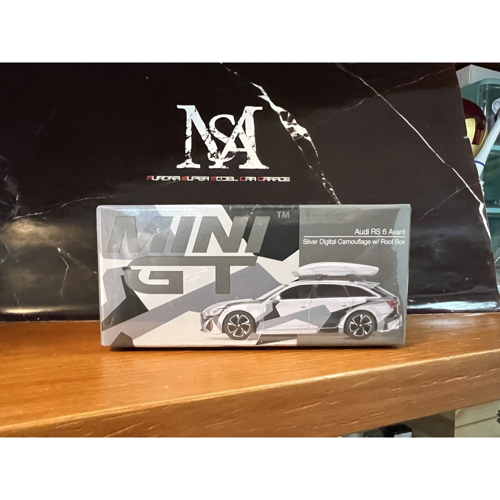 MINI GT 1/64 #256 奧迪 Audi RS6 Avant 銀色數位迷彩 LHD