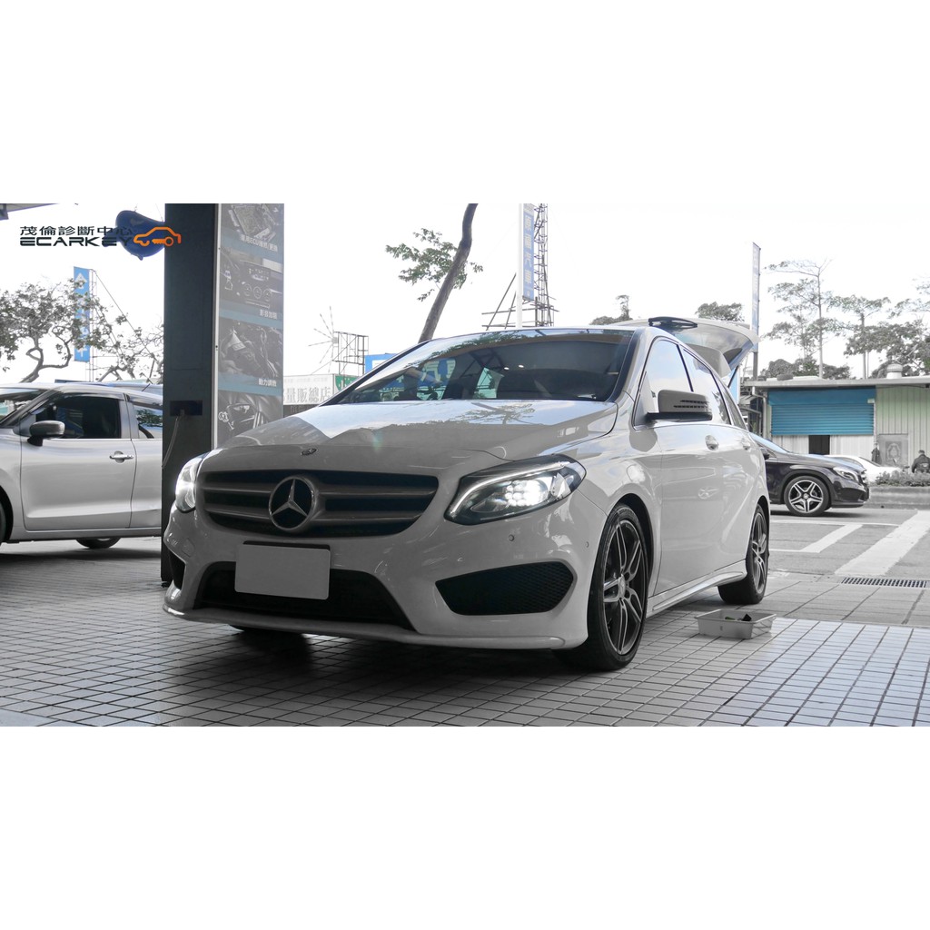 BENZ B180 開通Car Play.Android Auto 加裝倒車影像