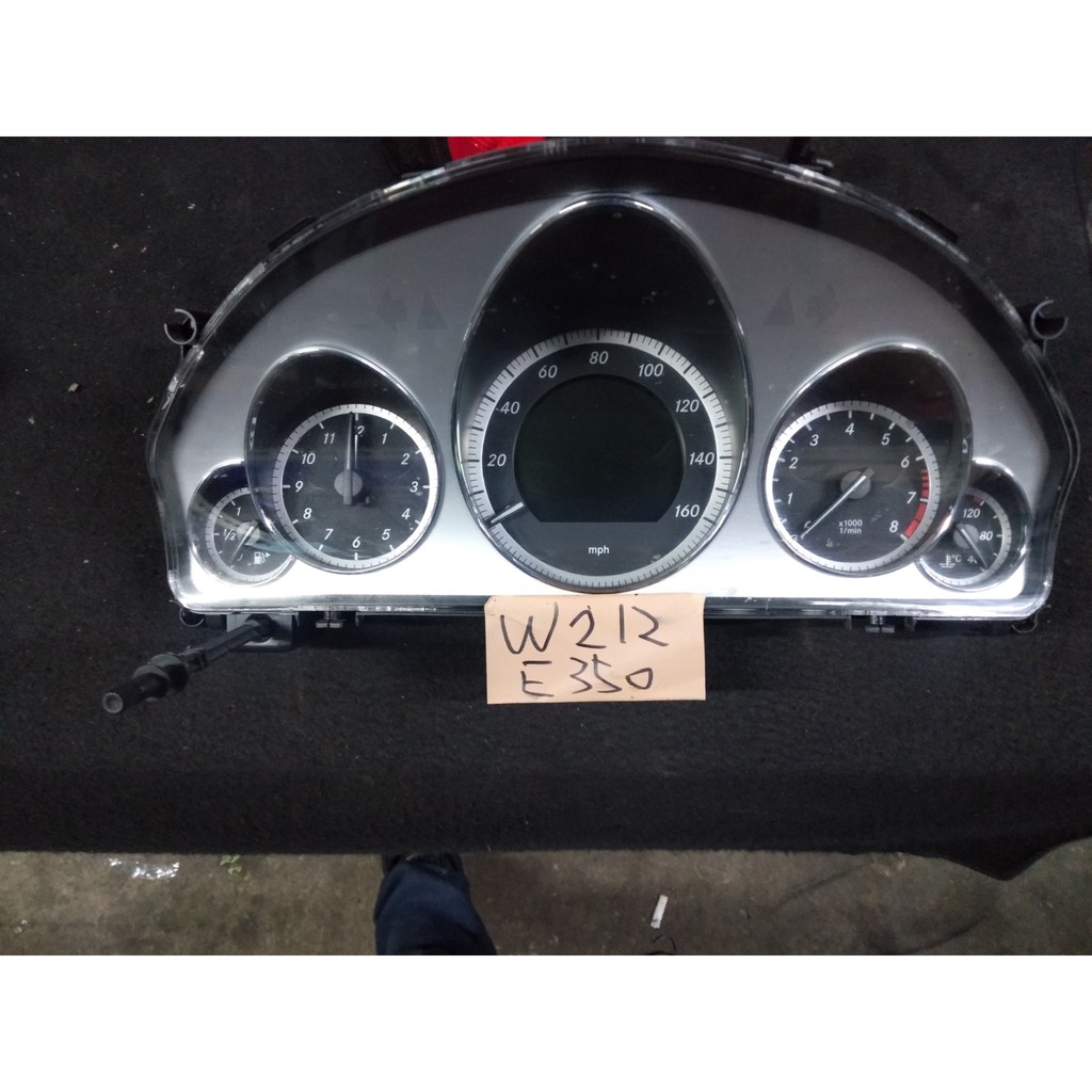 包料王 W212 E350 美規 原廠儀表板