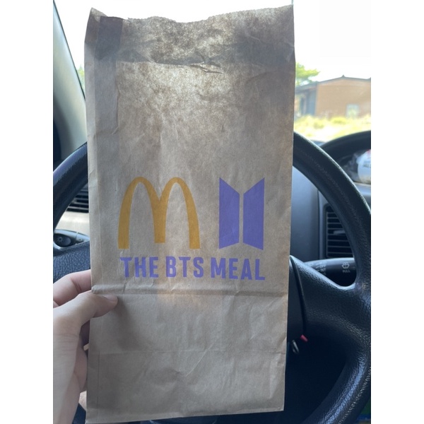 BTS MEAL麥當勞紙袋（中）