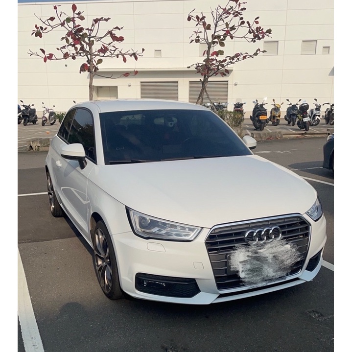 翻箱倒櫃哥 自售16 Audi A1 30tfsi 1400cc 升級17寸輪 還有發財車牌xx 蝦皮購物