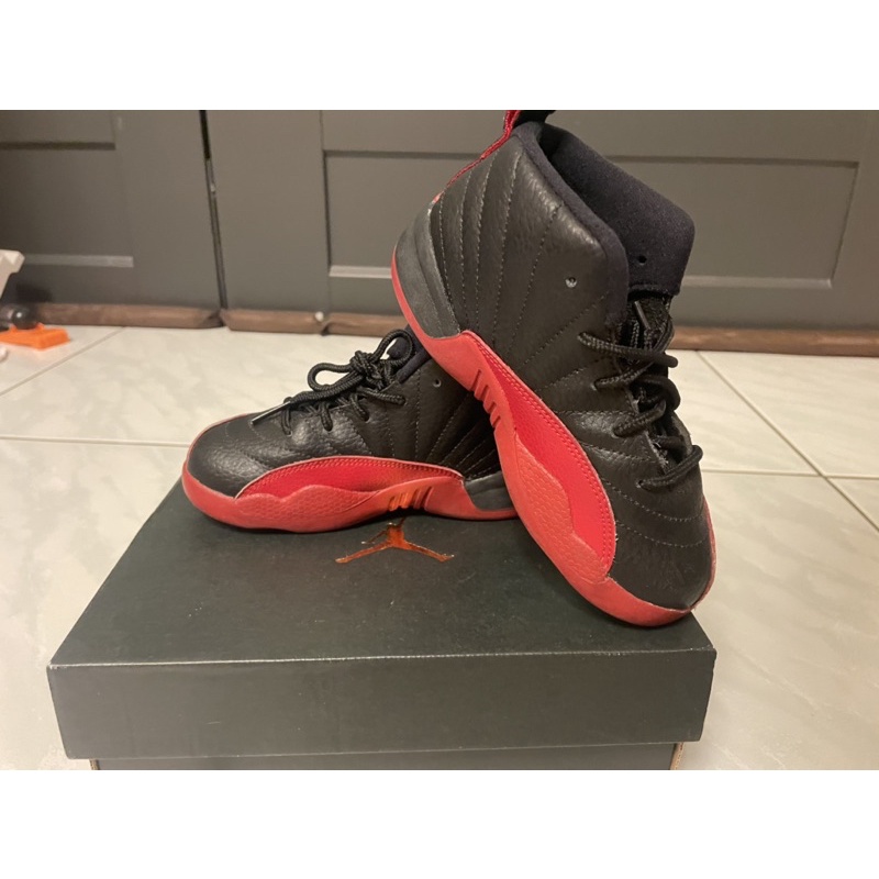清空間999元童鞋 喬丹12代 黑紅  air Jordan 9成新 16cm