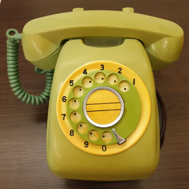 早期轉盤式600型老電話