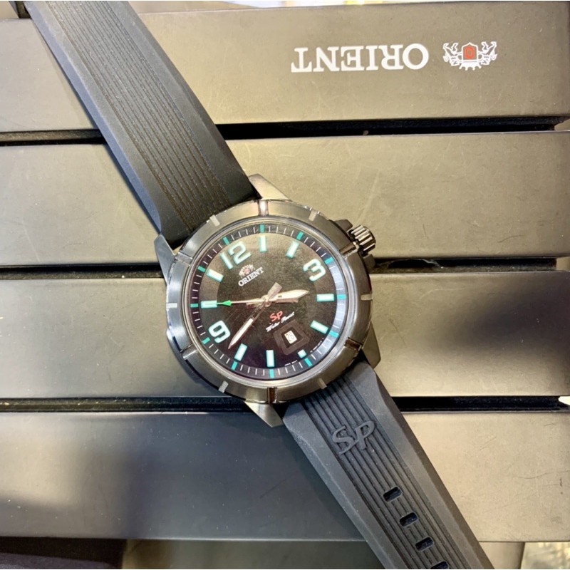 日本 ORIENT 東方 黑底 SP系列 綠色刻度 運動風 女錶 男錶 矽膠錶帶 精品 日期 手錶