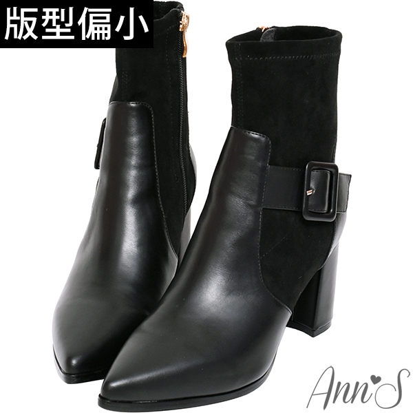 Ann’S都市輪廓-皮革方扣貼腿襪套粗跟尖頭短靴7.5cm-黑(版型偏小)
