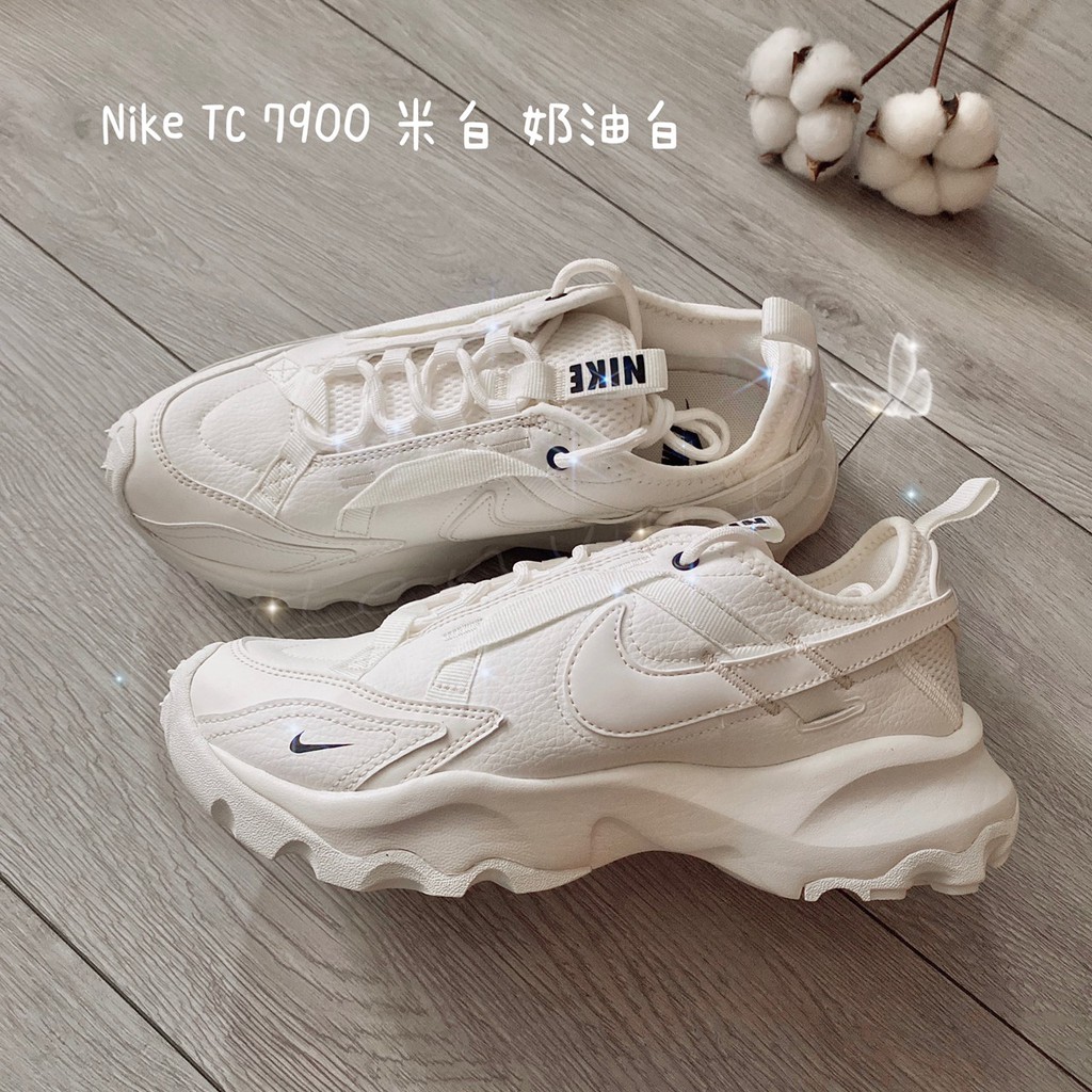 Daydreamgirl🌻實拍 全新正品 Nike TC 7900 米白 奶油白（版型偏小，一般原尺寸，腳板寬大半號）