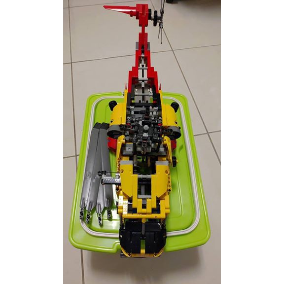 LEGO 9396 樂高 科技系列-救援直升機 (已組裝、貼紙未貼) ！！！限高雄面交
