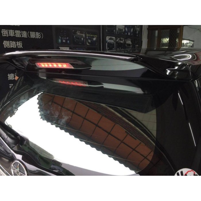 巨城汽車精品 10-16 WISH 日規 樣式 擾流 尾翼 材質 ABS 價格含烤漆 LED 燈