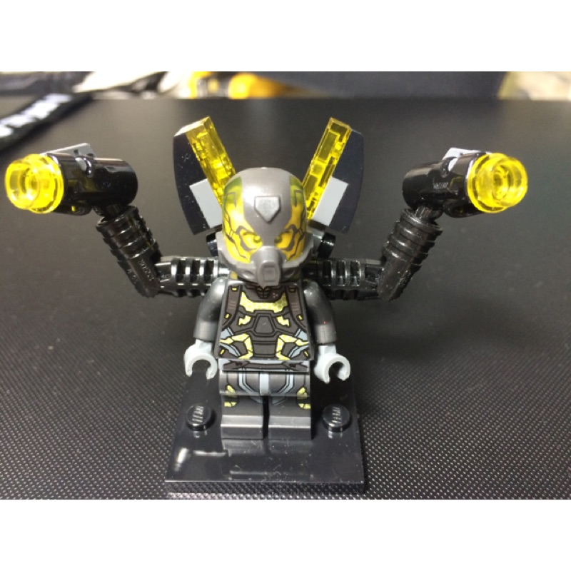 Lego 76039 黃蜂 附底板 全新拆出就放入夾鏈袋