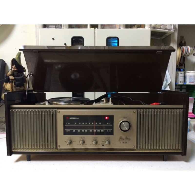 稀少日本昭和古董PANASONIC真空管唱盤收音機SE-1350(可正常使用)/可接3.5音源線用手機播放音樂/新竹市可面交