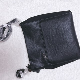 【Buy In Your Hands】真皮 黑色撞色子母水桶包 肩揹包