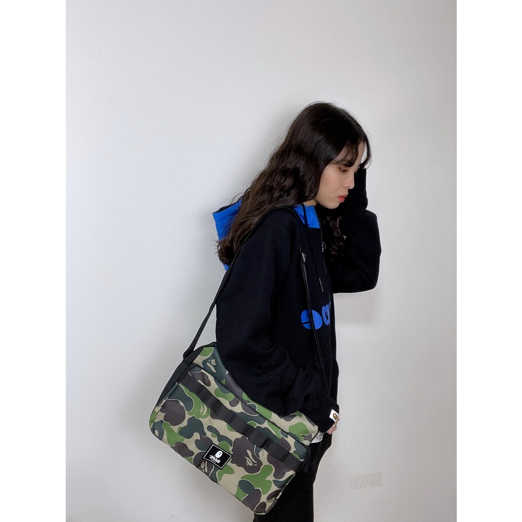 小蜜酥潮流代購 BAPE APE迷彩肩背包(雜誌)【BAPE3-125】