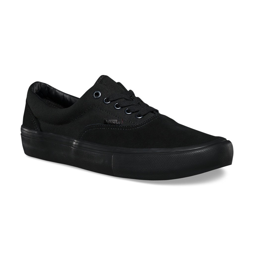 vans era pro on feet