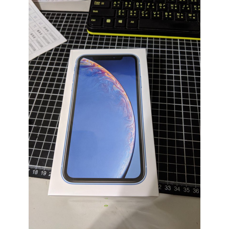 全新未拆 iPhone XR 256g 藍(台灣公司貨一年保固)