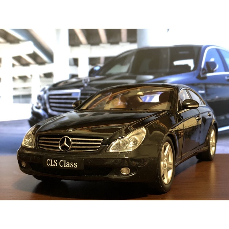 1/18 Kyosho Mercedes-Benz CLS 初代黑色 1:18 模型車