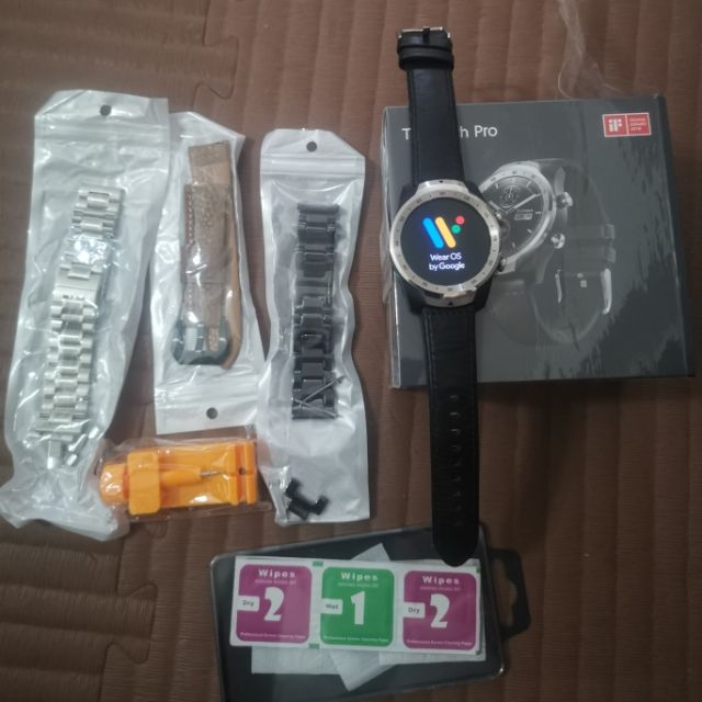 Ticwatch Pro （流光銀)