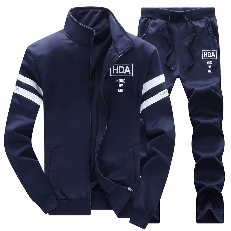 【三色可選】M-4XL韓版休閒套裝 男生運動套裝 夾克外套+休閒褲 兩件式套裝 立領夾克 棒球外套 外套套裝 防風外套