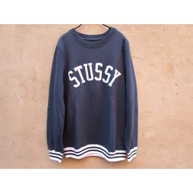 sweat noir stussy