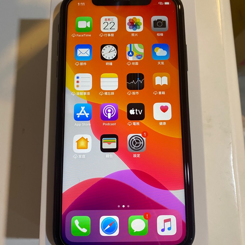 Iphone 11 128g黑色全機包膜前貼非滿版玻璃貼保固到2020年12月14日