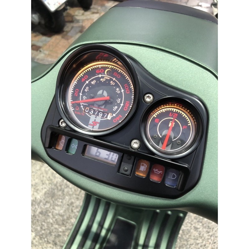 VOS偉士狗肉車坊-Vespa S125 s150 2v 3v 黑化大燈框 黑化儀表板框 消光黑 邊條組