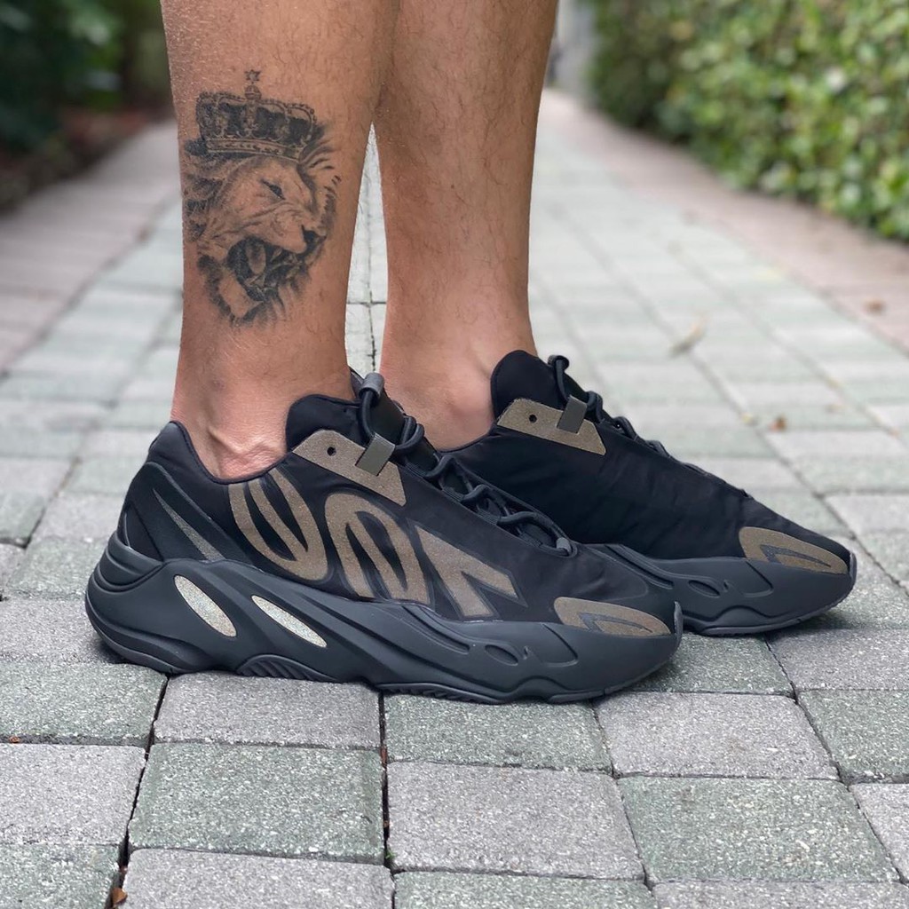 yeezy 700 mauve 3m