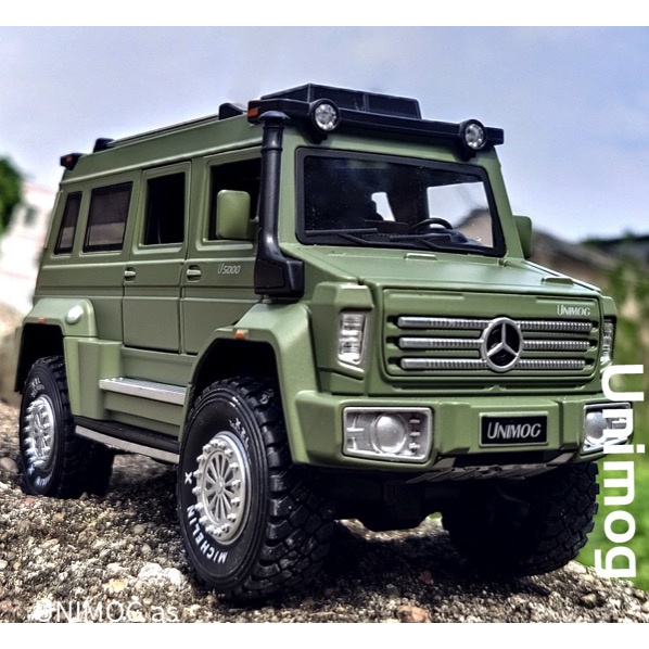 「車苑模型」新濠迪 1:28  Benz 烏尼莫克 U5000 迴力 聲光